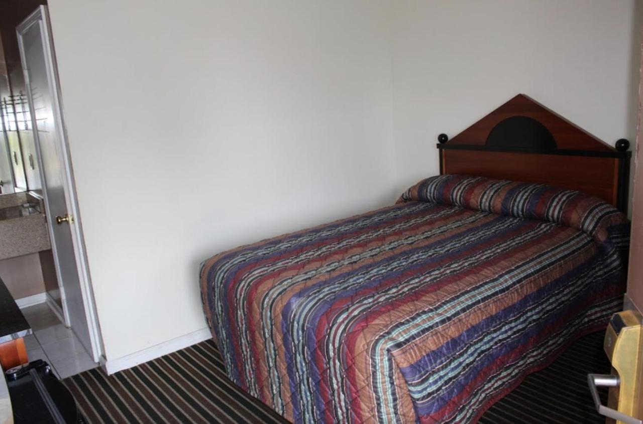 Economy Inn ออกัสตา ภายนอก รูปภาพ